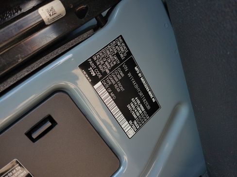 Used 2024 Mercedes-Benz Sprinter 2500 image 29