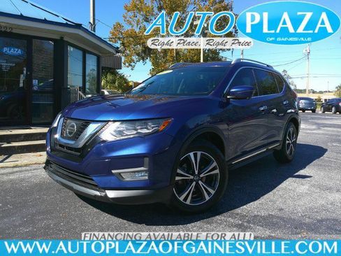Used 2017 Nissan Rogue SL w/ SL Premium Package FWD image 1