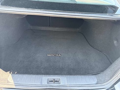 Certified 2024 Nissan Sentra SV FWD image 7