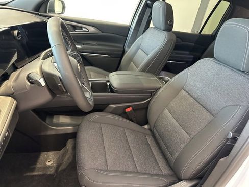 New 2026 Chevrolet Traverse LT w/ Sun and Wheel Package image 12