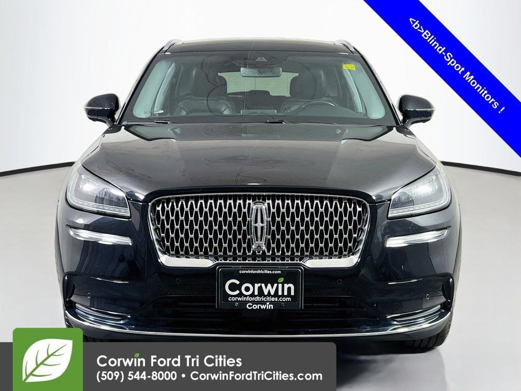 Used 2022 Lincoln Corsair Reserve w/ Equipment Group 201A AWD/4WD image 4