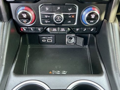 Used 2021 GMC Yukon XL AT4 w/ AT4 Premium Package image 30