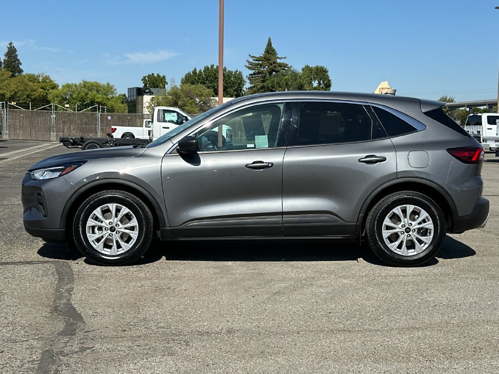 Certified 2024 Ford Escape Active FWD image 6