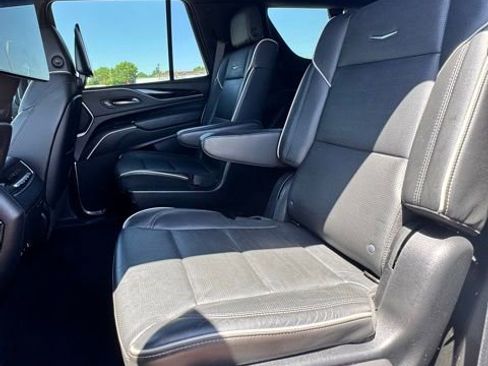 Used 2023 Cadillac Escalade Sport AWD/4WD image 11