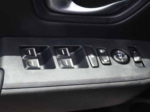 Certified 2025 Honda Pilot EX-L image 10