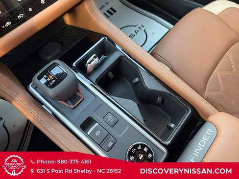 New 2026 Nissan Pathfinder Platinum w/ Accent Package AWD/4WD image 20