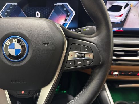 Used 2023 BMW i4 eDrive35 w/ Premium Package image 37