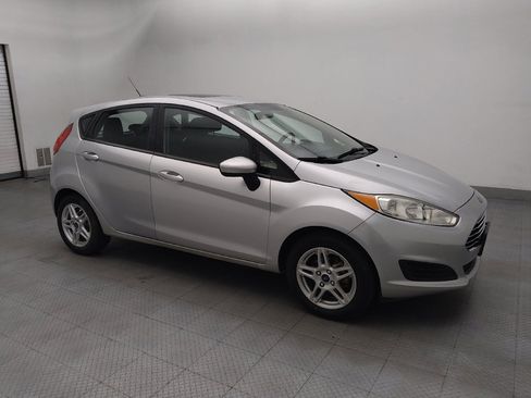 Used 2018 Ford Fiesta SE FWD image 11