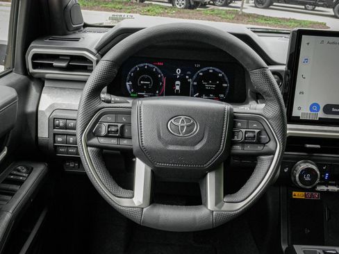 Used 2024 Toyota Tacoma 4x4 Double Cab Hybrid image 18