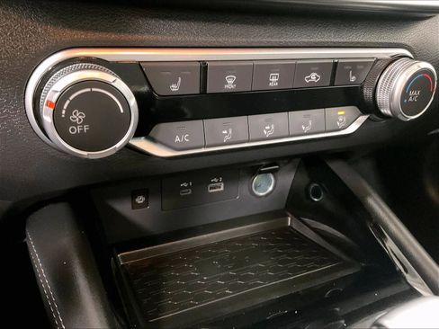 Certified 2023 Nissan Altima 2.5 SV w/ SV Premium Package image 27