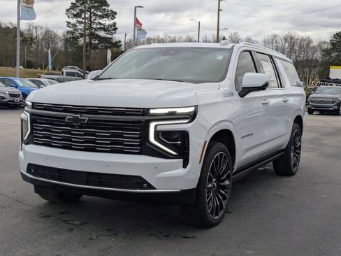 New 2026 Chevrolet Suburban High Country image 6