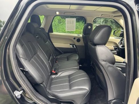 Used 2017 Land Rover Range Rover Sport HSE AWD/4WD image 17