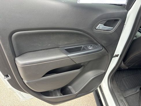 Used 2021 GMC Canyon AT4 image 11