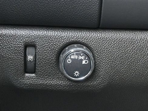 Used 2022 Chevrolet Colorado LT w/ Fleet Safety Package RWD image 20