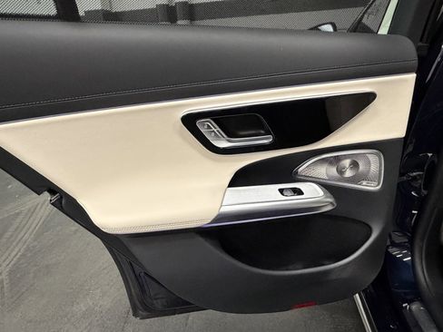 Used 2025 Mercedes-Benz E 350 E 350 image 37