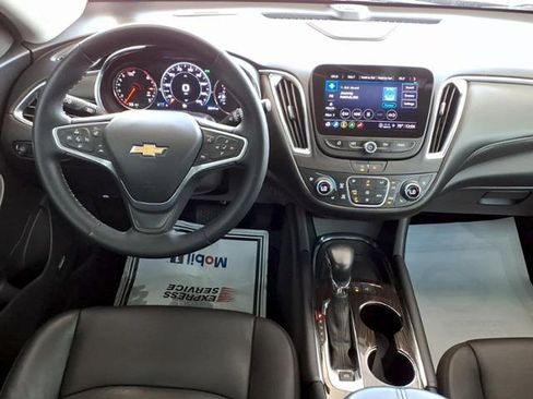 Used 2023 Chevrolet Malibu LT image 19