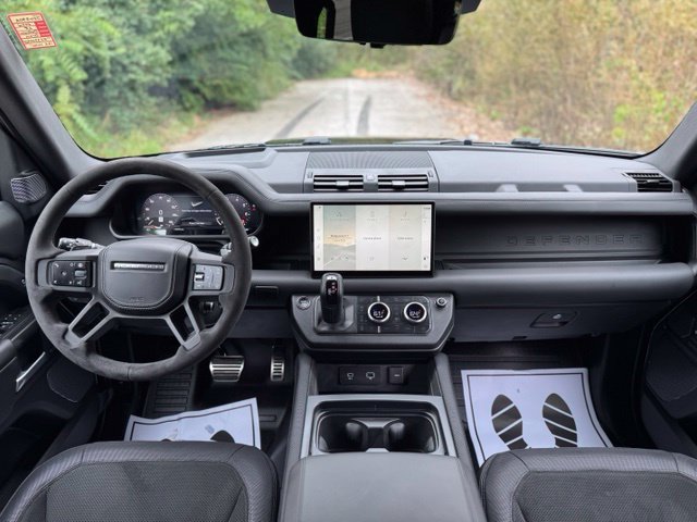 Used 2024 Land Rover Defender 110 Carpathian Edition AWD/4WD image 21