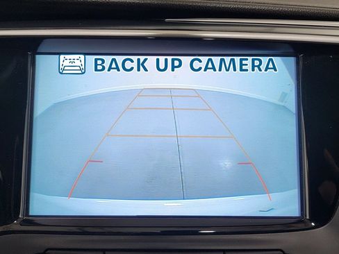 Used 2020 Buick Envision Essence FWD image 21