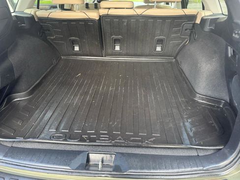 Used 2017 Subaru Outback 2.5i Limited AWD/4WD image 28