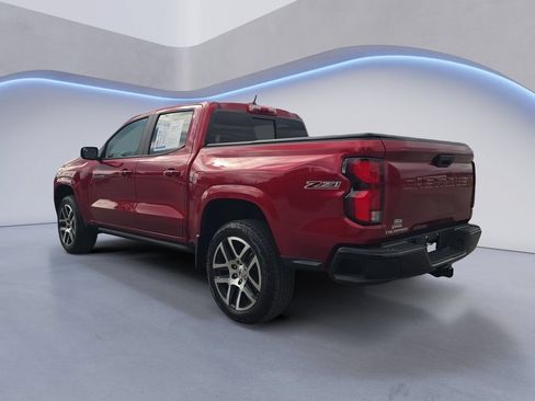 Used 2023 Chevrolet Colorado Z71 w/ Z71 Convenience Package 2 AWD/4WD image 3