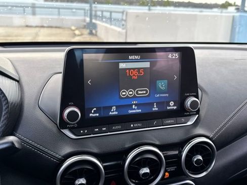 Used 2024 Nissan Sentra SV image 11