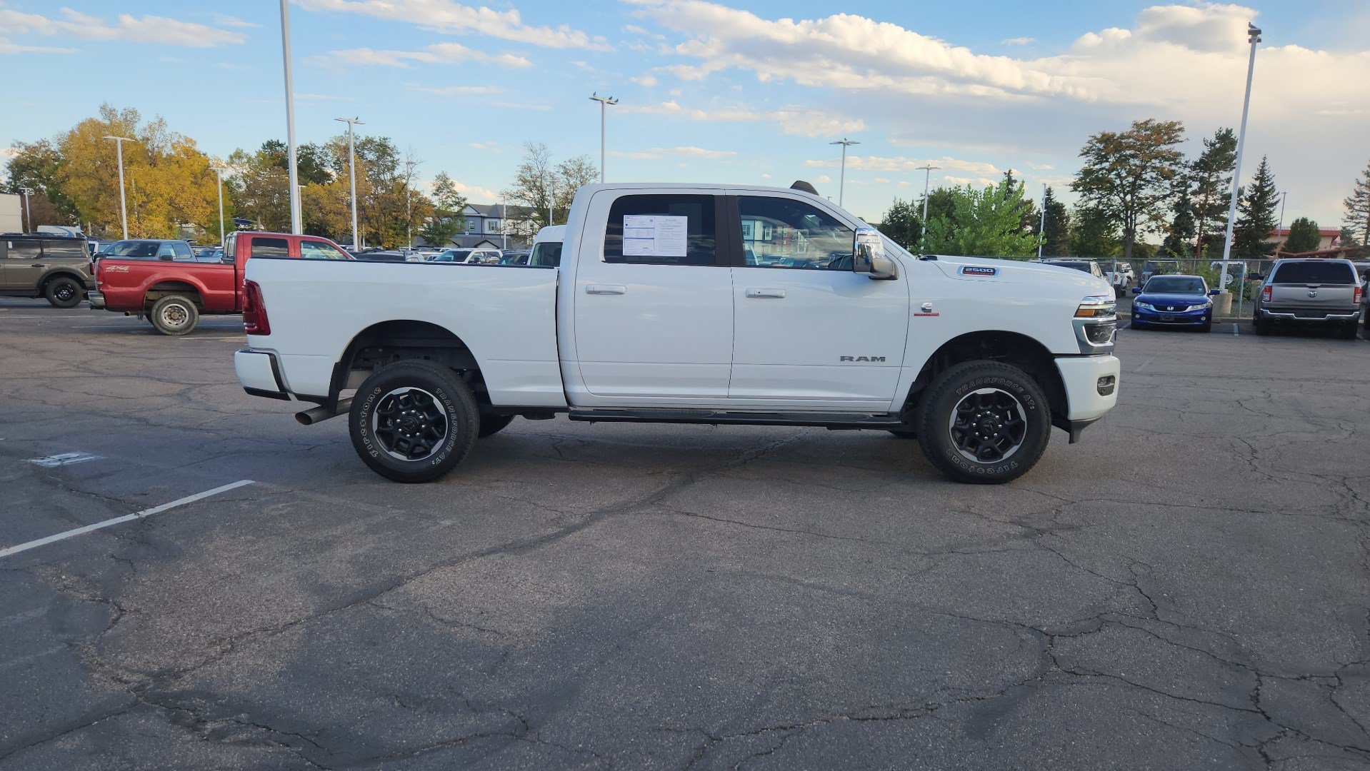 Used 2025 RAM 2500 Laramie AWD/4WD image 12