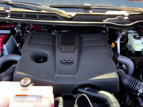 New 2026 Toyota Tundra Platinum AWD/4WD image 16