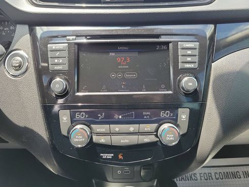 Used 2021 Nissan Rogue Sport SV FWD image 18