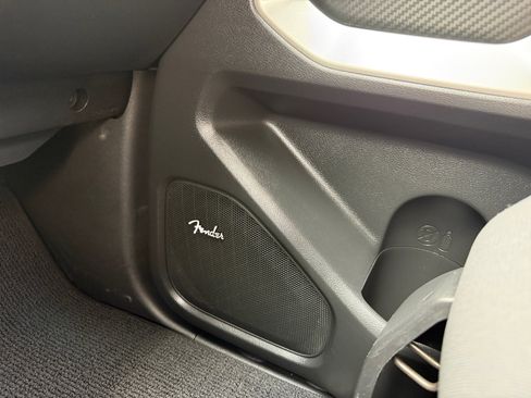 Used 2023 Nissan Frontier SV w/ SV Convenience Package RWD image 28