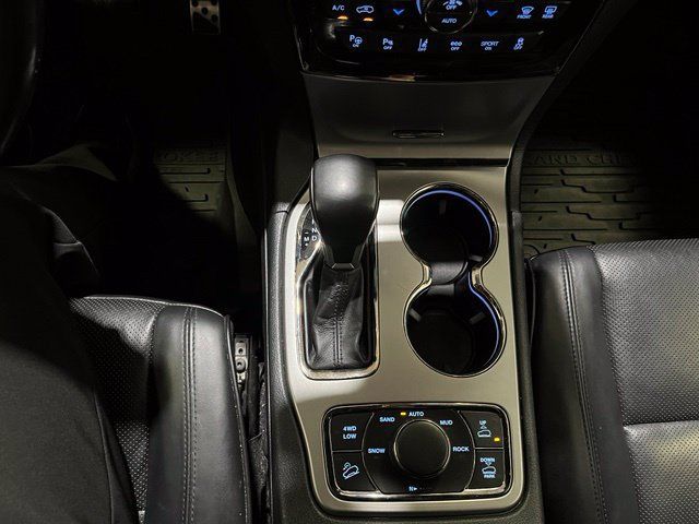 Used 2020 Jeep Grand Cherokee High Altitude AWD/4WD image 22