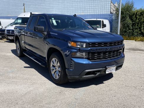Used 2019 Chevrolet Silverado 1500 Custom w/ Custom Value Package RWD image 7
