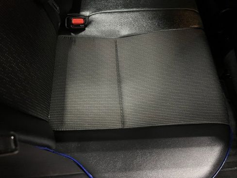 Used 2019 Toyota Corolla L image 21