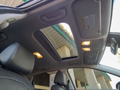 Used 2019 Hyundai Kona Ultimate FWD image 31