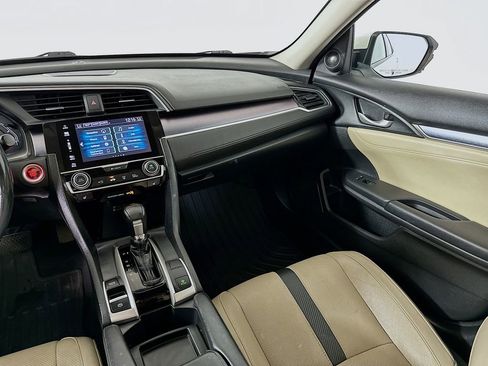 Used 2016 Honda Civic Touring image 20