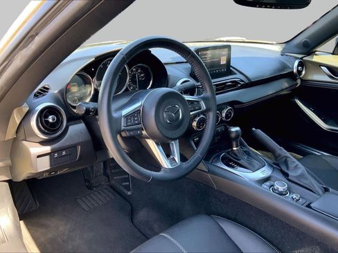 Used 2023 MAZDA MX-5 Miata Grand Touring RWD image 18