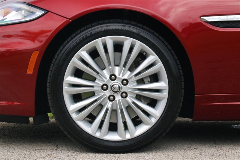 Used 2012 Jaguar XK Convertible RWD image 37