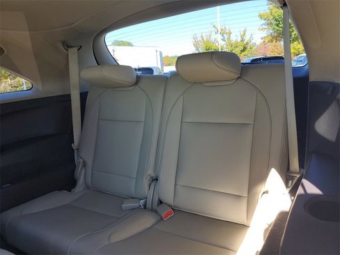 Used 2018 Acura MDX FWD w/ Advance Package image 15