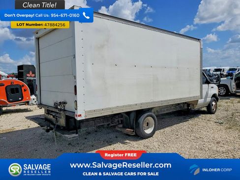 Used 2006 Ford E-350 and Econoline 350 Super Duty image 4