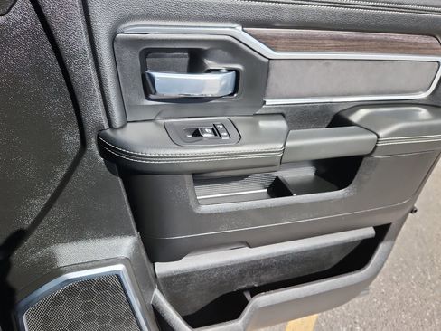 Used 2025 RAM 3500 Laramie w/ Sport Appearance Package image 17