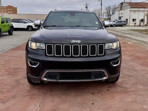 Used 2021 Jeep Grand Cherokee Limited w/ Luxury Group II image 2