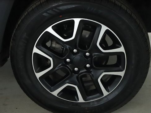 Used 2020 Jeep Compass Trailhawk image 39