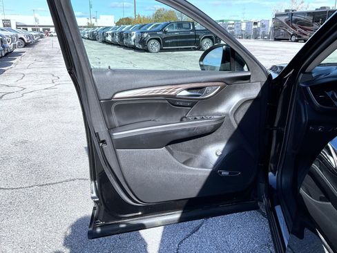 Certified 2021 Buick Envision Avenir AWD/4WD image 6