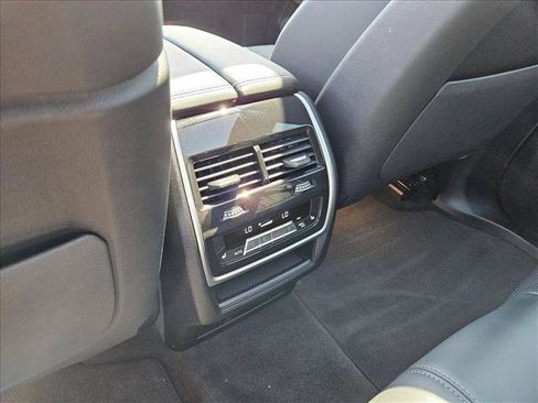 Used 2026 BMW X5 sDrive40i w/ M Sport Package RWD image 17