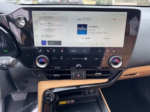 Certified 2025 Lexus NX 350h 350h Premium w/ Accessory Package (2T) image 24