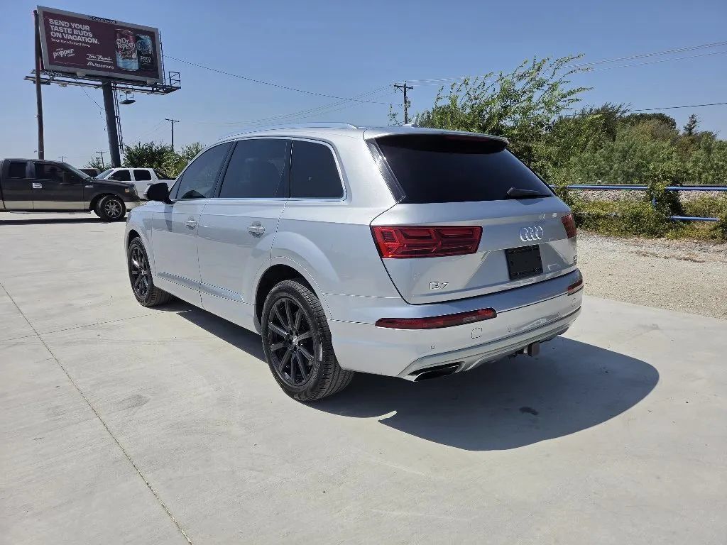 Used 2018 Audi Q7 3.0T Prestige w/ Prestige Package AWD/4WD image 8