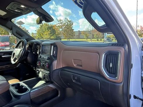 Used 2022 Chevrolet Silverado 3500 High Country w/ Technology Package image 27