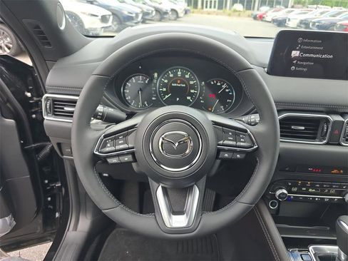 New 2025 MAZDA CX-5 Signature image 32