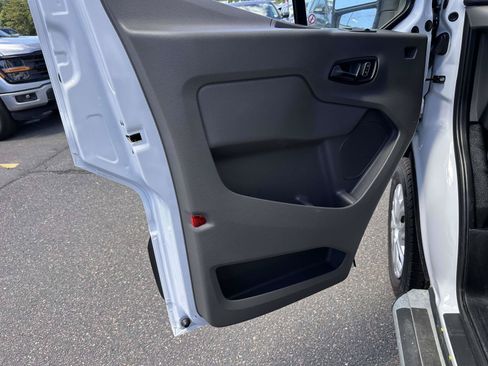 Used 2025 Ford Transit 250 Low Roof w/ Exterior Upgrade Package RWD image 10