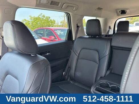 Used 2026 Nissan Pathfinder SL FWD image 14