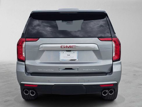 Used 2024 GMC Yukon Denali w/ Denali Reserve Package AWD/4WD image 4